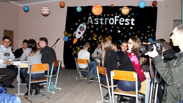 Команди фізиків, математиків та інформатиків